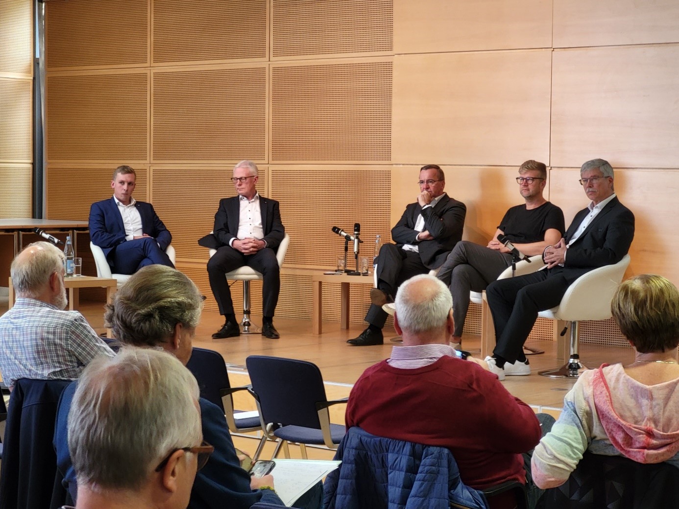 Energiegipfel in Niedersachsen: „Kein Verein darf in die Insolvenz“